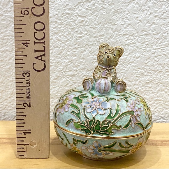 Vintage NYCO Nikki Yassaman Green Bear Trinket Box Faberge Enameled Art Figurine - Picture 10 of 13